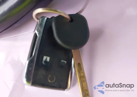 2018 GMC Sierra 2500Hd Denali from USA, damaged, VIN 1GT12UEY6JF251236